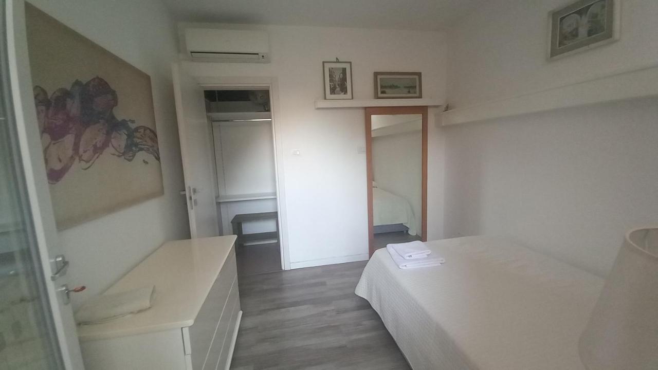 A Casa Di Dora Bed & Breakfast Treviso Bagian luar foto