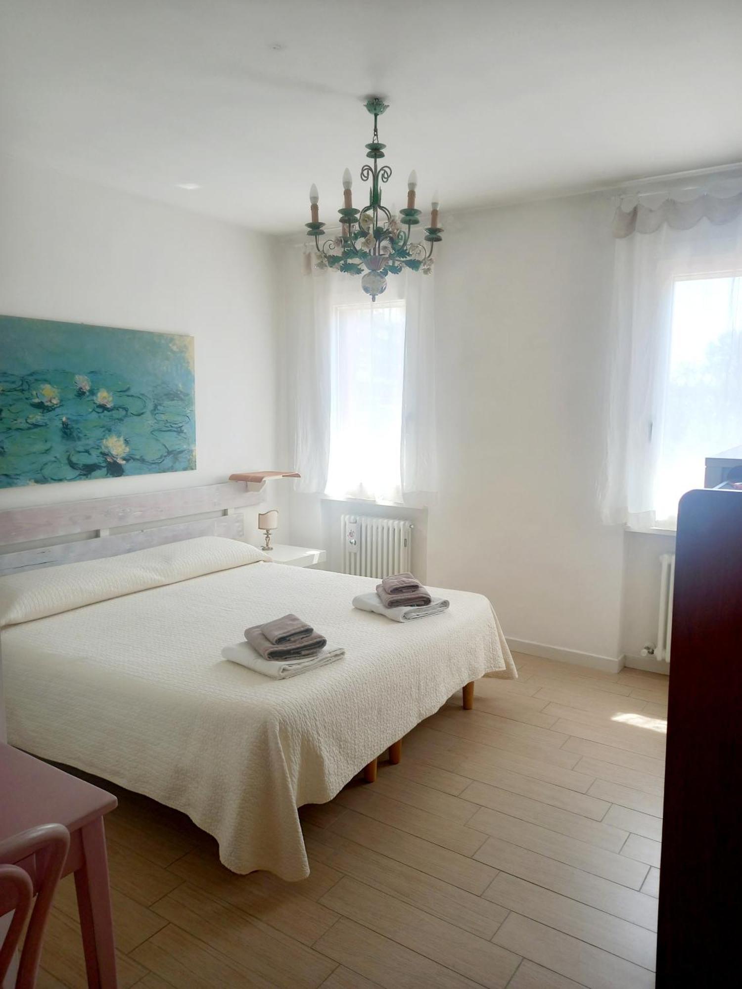 A Casa Di Dora Bed & Breakfast Treviso Bagian luar foto